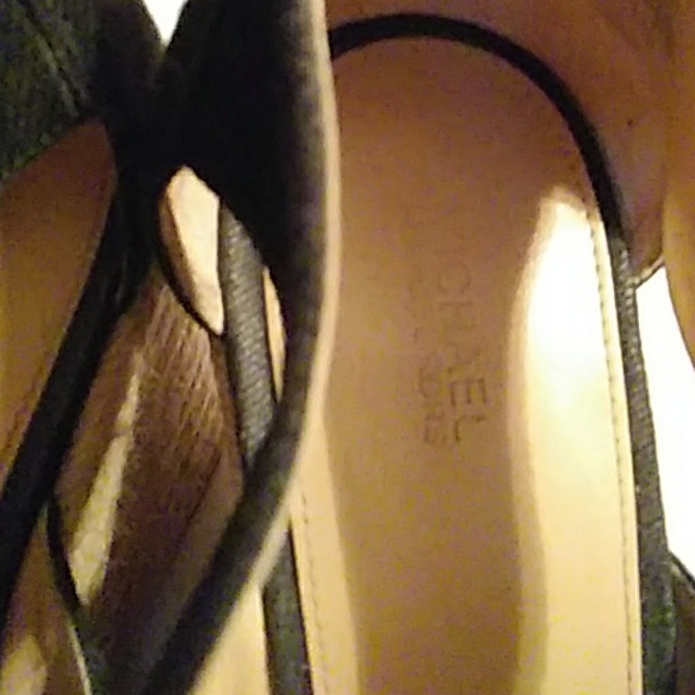 Shoes - Picture 3 of 5